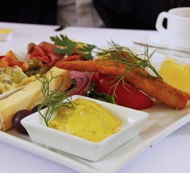 herrings-1204669_1920-1024x682-375x340-1 herrings-1204669_1920-1024x682-375x340-1