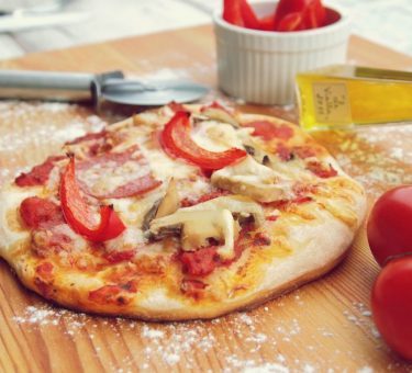 pizza-1048299_1920-1024x768-375x340-1 pizza-1048299_1920-1024x768-375x340-1